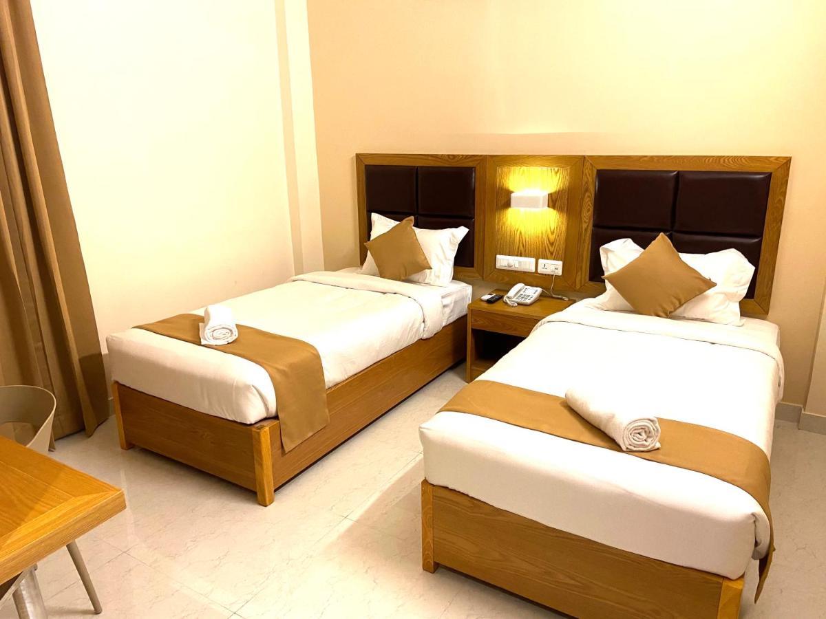 Tag Hotels Irugur Екстер'єр фото