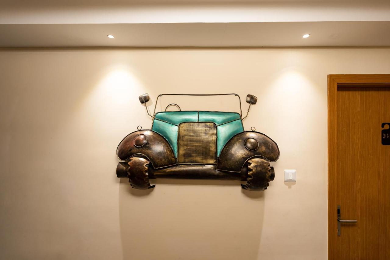 Tag Hotels Irugur Екстер'єр фото